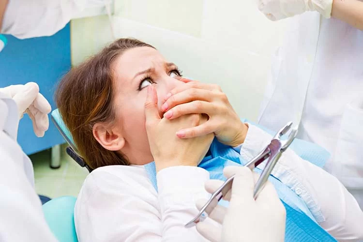 ترس از دندانپزشکی