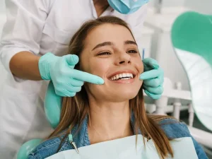 فرق دندانپزشک عمومی با متخصص